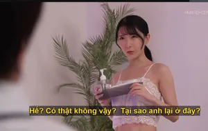 đi làm theo còn chụp ảnh vú gửi anh bồ, cô nàng bị gã sếp phạt hiện
