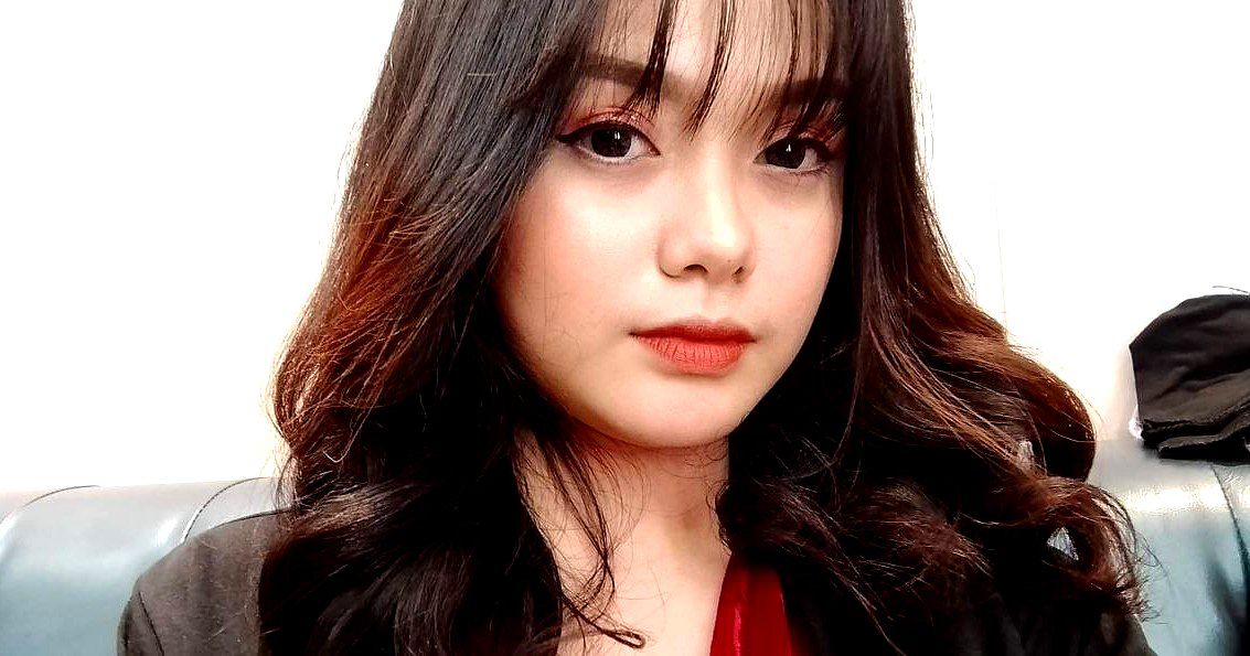 Cô chủ nhà dâm đãng và anh thợ sửa điều hòa may mắn